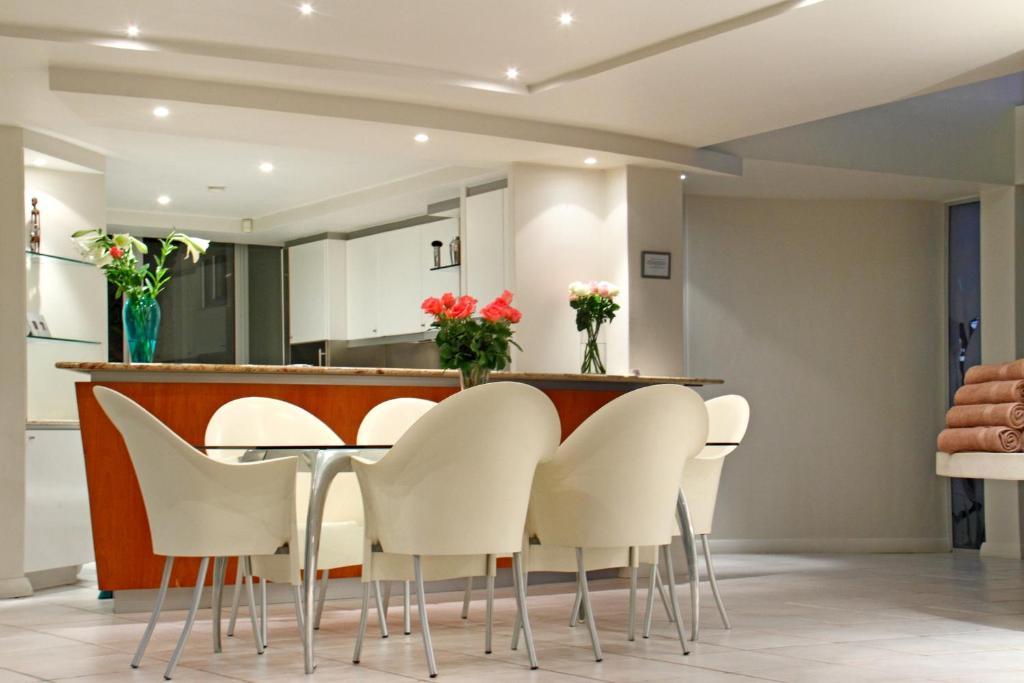 Lion'S View Villa & Apartment Cape Town Room photo